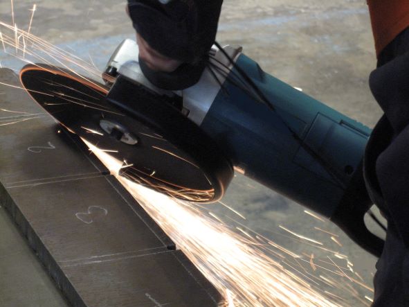 Lower noise, vibration and dust alternatives for angle grinding – recent HSE research